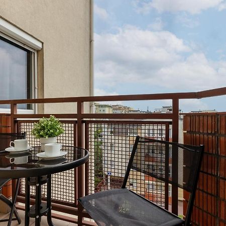 Cozy Apartment With Parking In Warsaw Ursus By Noclegi Renters Extérieur photo