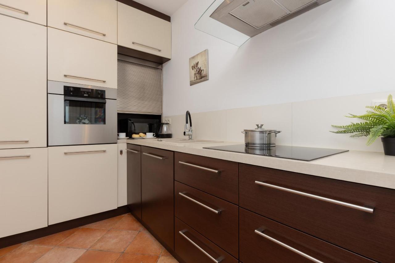 Cozy Apartment With Parking In Warsaw Ursus By Noclegi Renters Extérieur photo