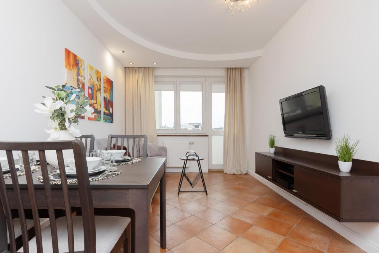 Cozy Apartment With Parking In Warsaw Ursus By Noclegi Renters Extérieur photo