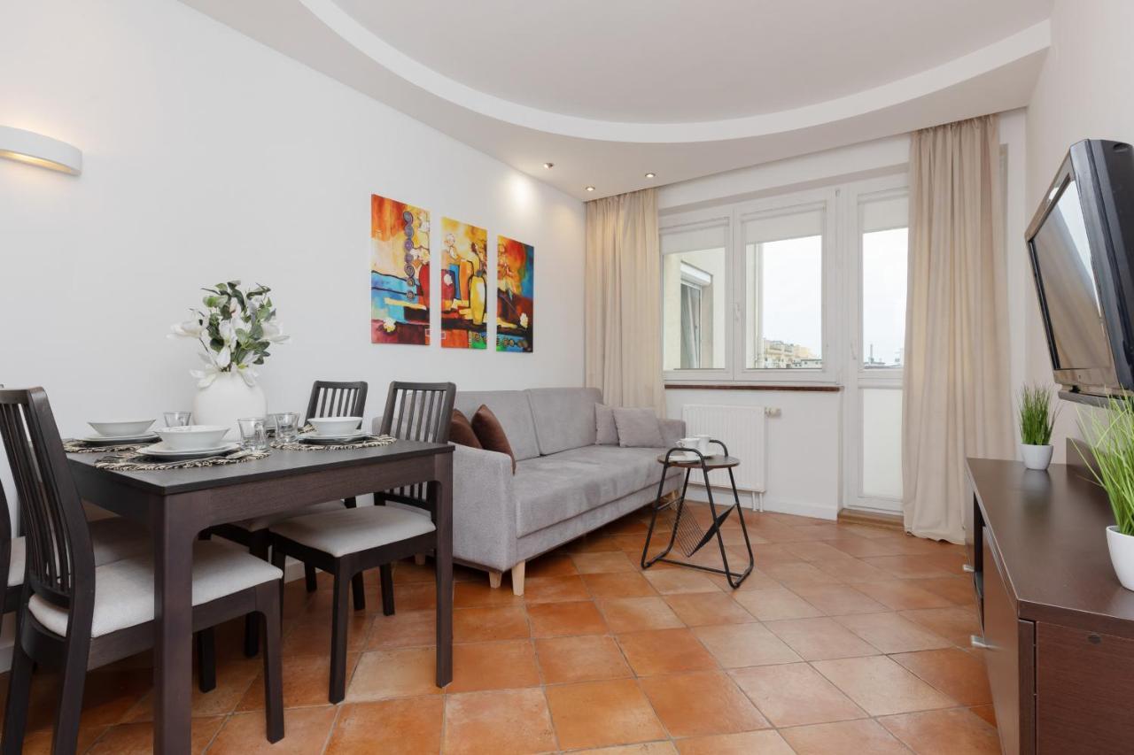 Cozy Apartment With Parking In Warsaw Ursus By Noclegi Renters Extérieur photo